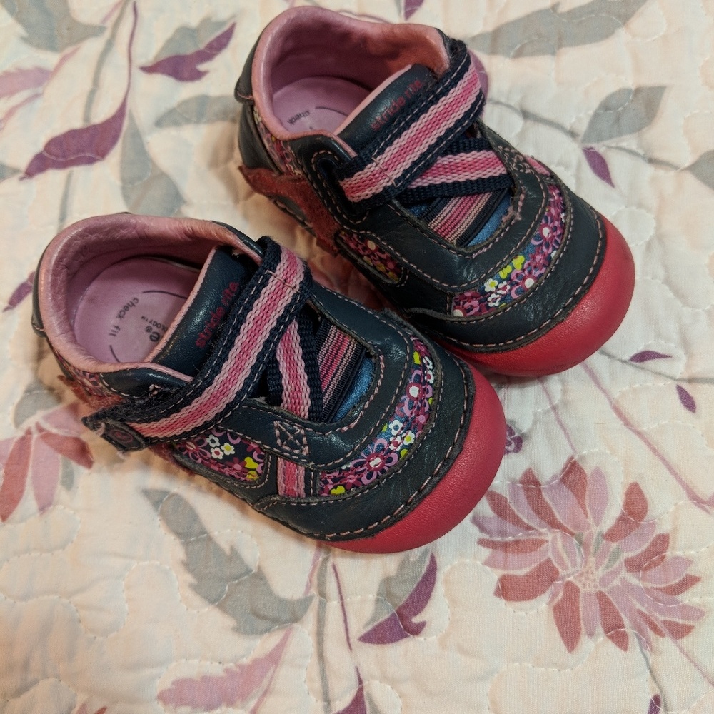 Stride Rite Wide width beginning walker shoes